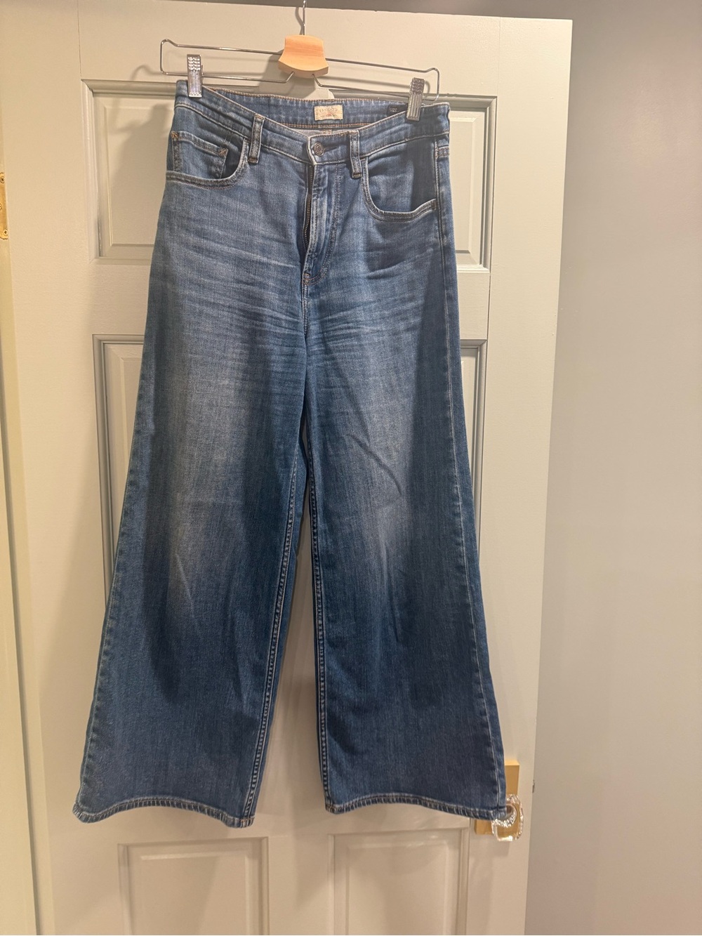 Wide-Leg women’s Blue Jeans Saturday denim